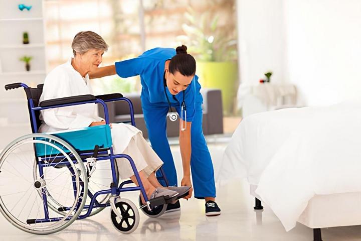Comment choisir un lit médicalisé adapté à ses besoins ? Athis-Mons