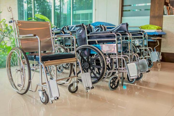 <p>Quels types de matériel médical sont généralement disponibles à la location ? Athis-Mons</p>